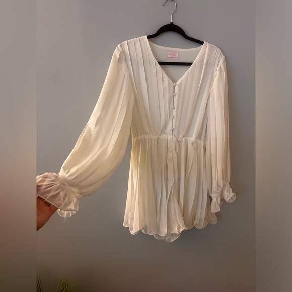 NWOT Pink Lily Pleated Flowy Romper | Medium - Picture 6 of 8